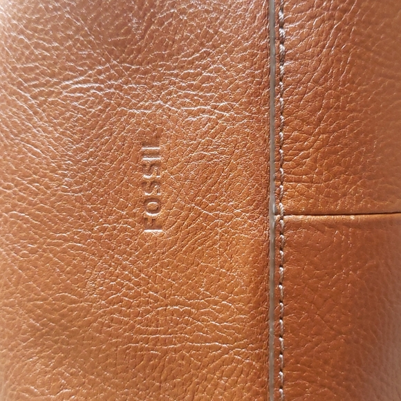 Fossil Evelyn Tote Cow Hide Leather - Picture 4 of 12